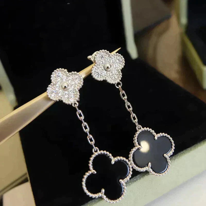 ¡®Glow Jewelry¡¯CLOVER 2 MOTIFS DIAMOND ONYX EARRINGS SILVER