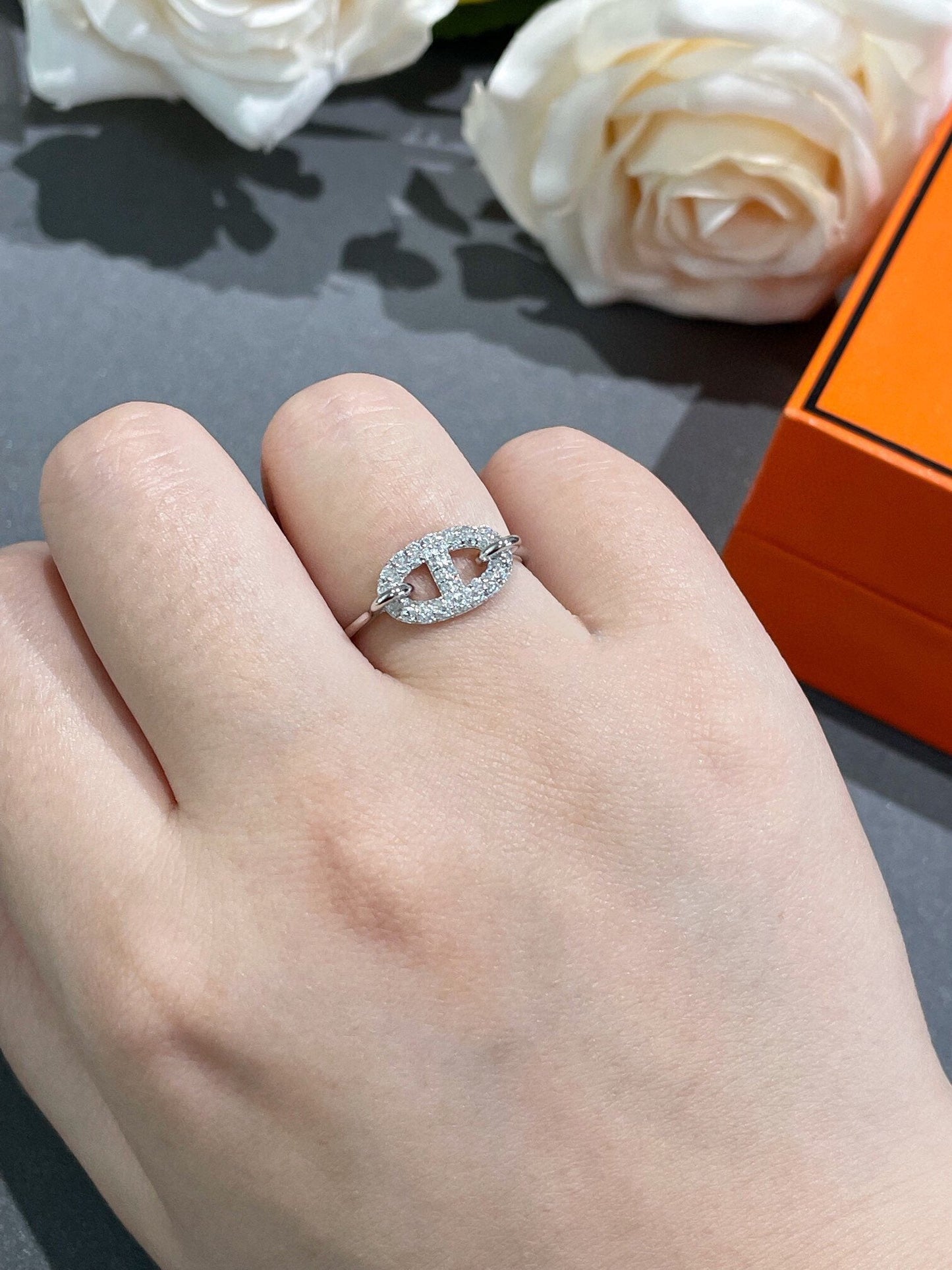 ¡®Glow Jewelry¡¯RONDE SMALL DIAMOND RING