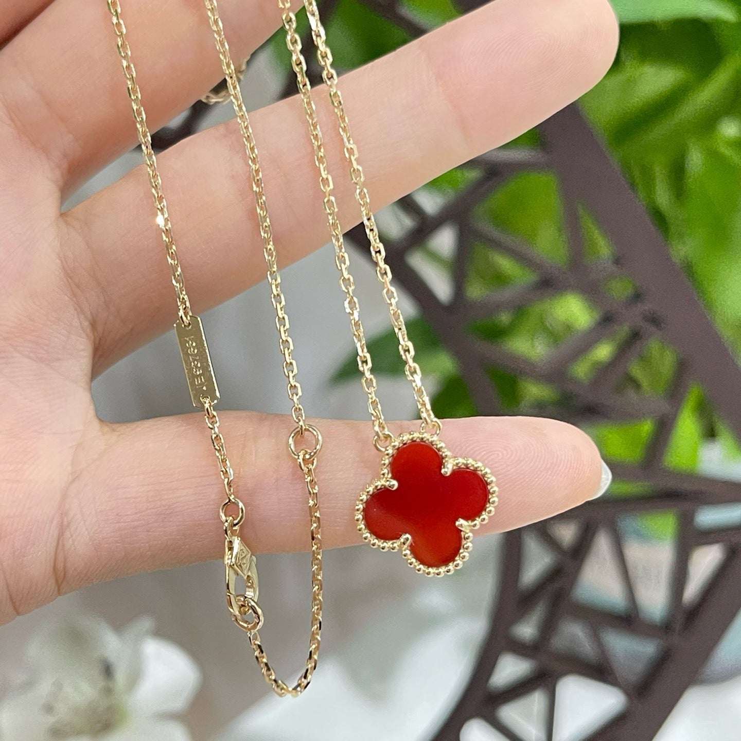 ¡®Glow Jewelry¡¯CLOVER 15MM CARNELIAN SINGLE FLOWER NECKLACE