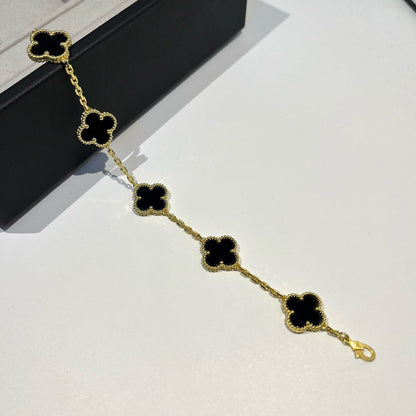 [Glow Jewelry]New CLOVER 5 MOTIF ONYXS BRACELET COLLECTION