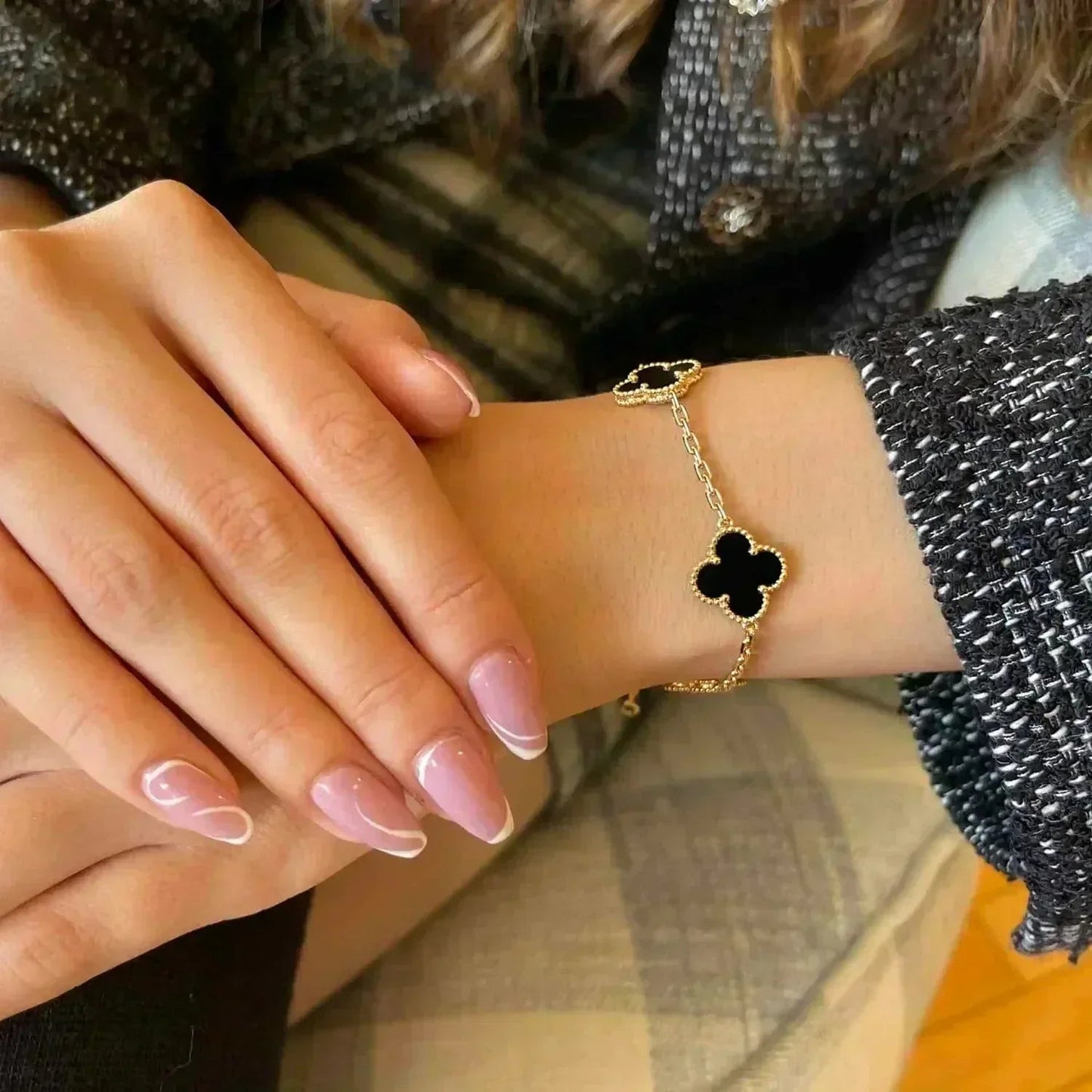 [Glow Jewelry]New CLOVER 5 MOTIF ONYXS BRACELET COLLECTION