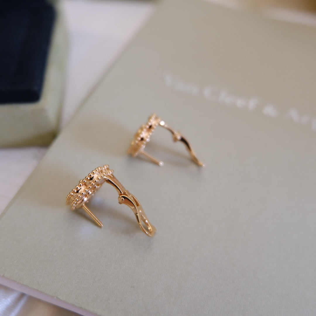 [Glow Jewelry]LUCKY PINK GOLD WHITE MOP EARRINGS