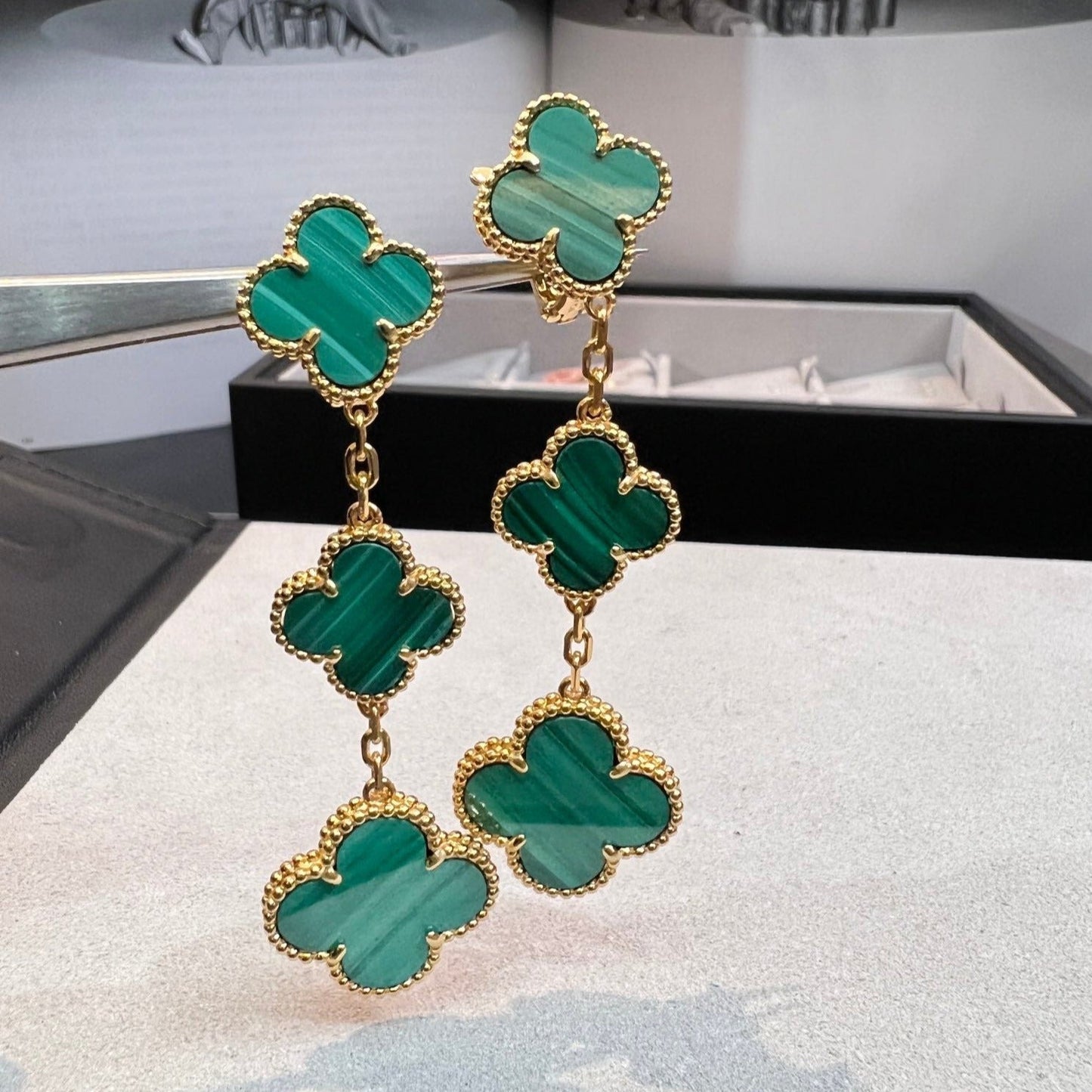 [Glow Jewelry]CLOVER MALACHITE 3 MOTIFS GOLD