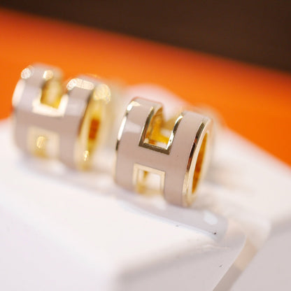 ¡®Glow Jewelry¡¯MINI POP H GOLD EARRINGS GREY