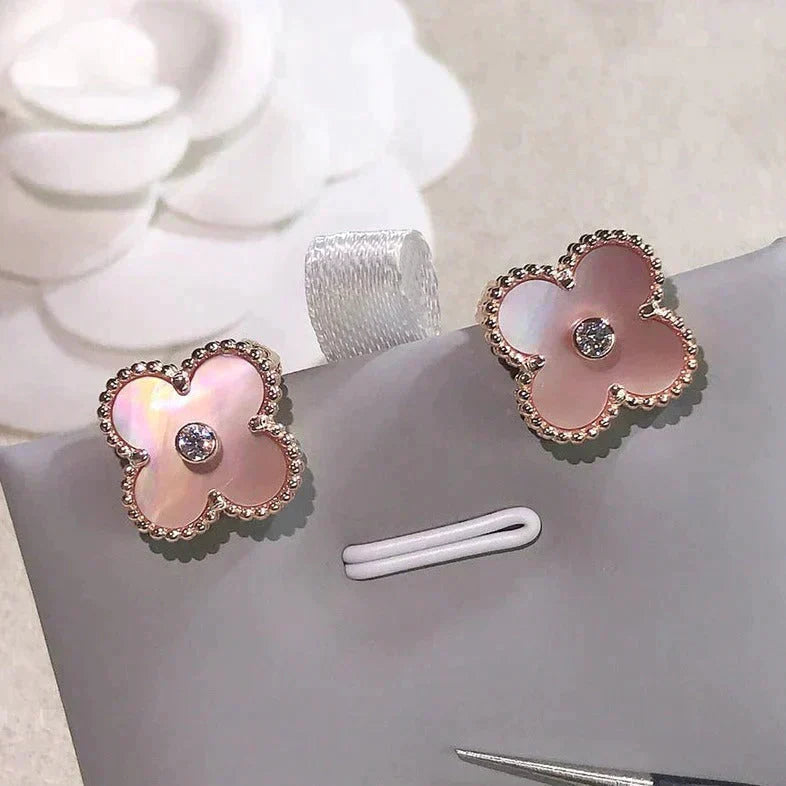 [Glow Jewelry]CLOVER MEDIUM 1 MOTIFS  PINK MOP DIAMOND EARRINGS