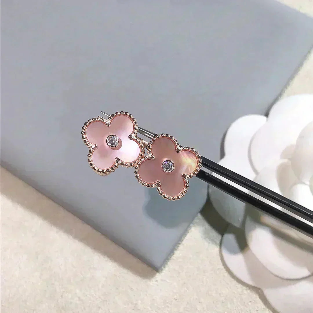 [Glow Jewelry]CLOVER MEDIUM 1 MOTIFS  PINK MOP DIAMOND EARRINGS