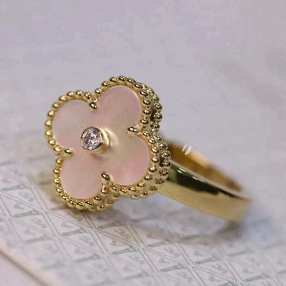 ¡®Glow Jewelry¡¯CLOVER PINK MOP RING GOLD DIAMOND