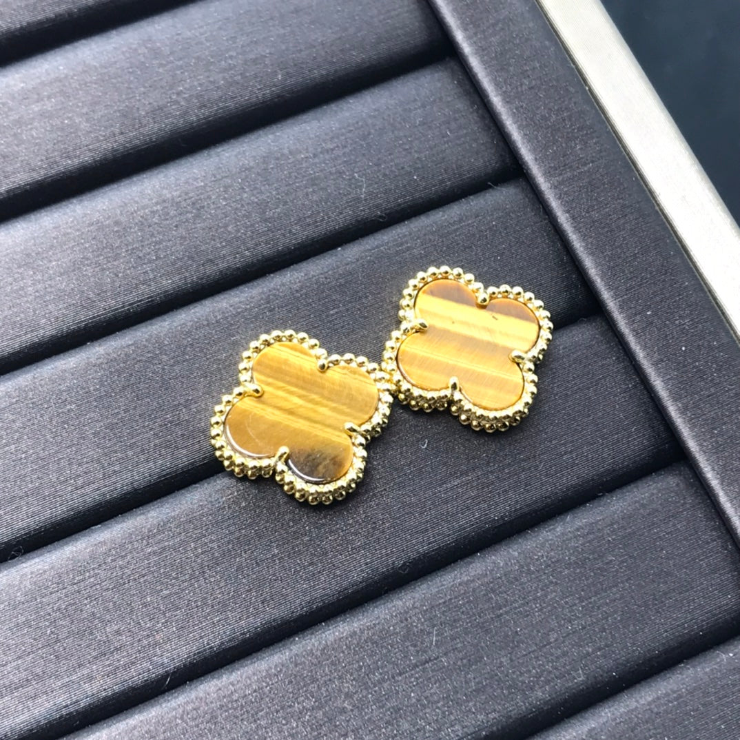 [Glow Jewelry]CLOVER MEDIUM 1 MOTIFS TIGER EYE EARRINGS