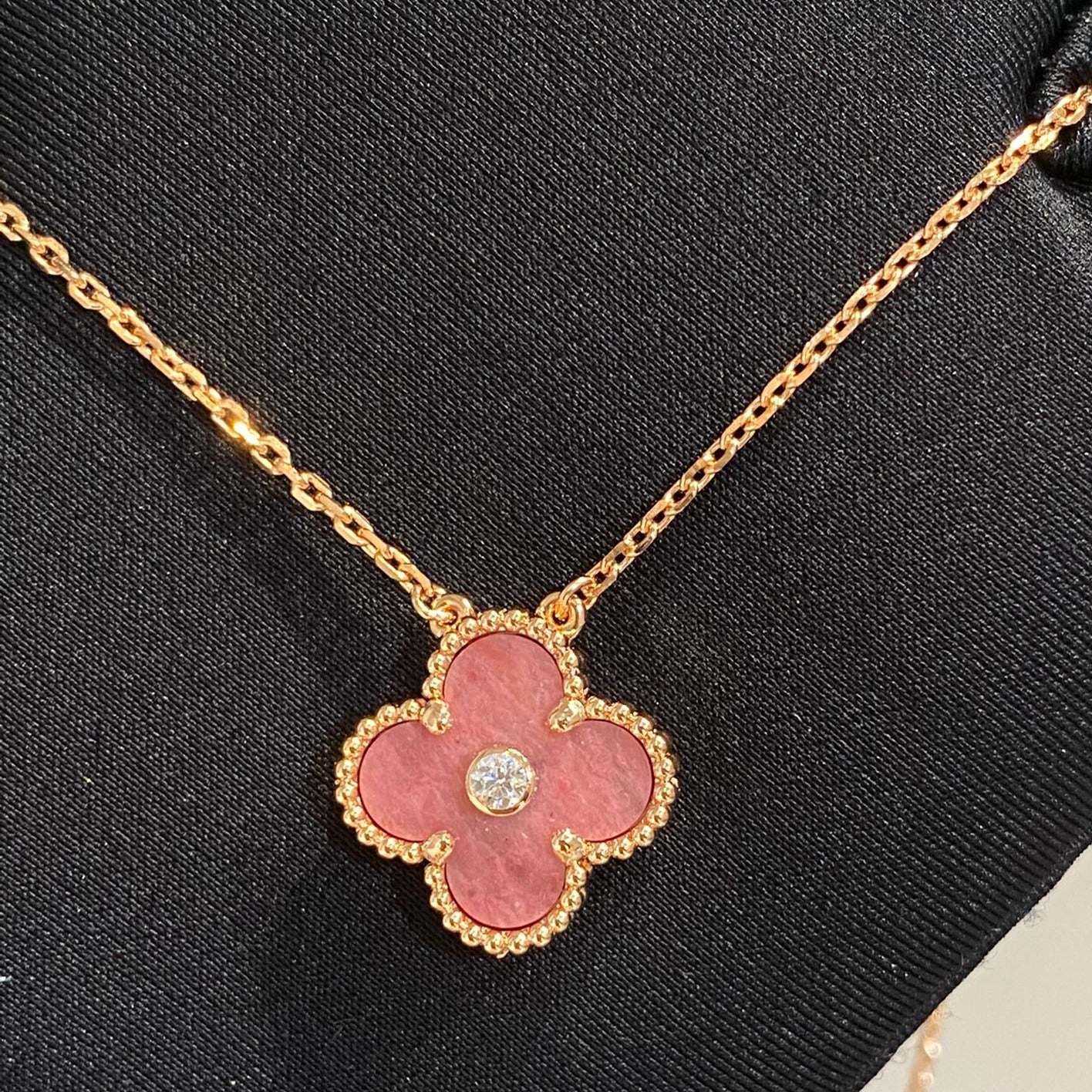 ¡®Glow Jewelry¡¯CLOVER 15MM DIAMOND RHODONITE NECKLACE