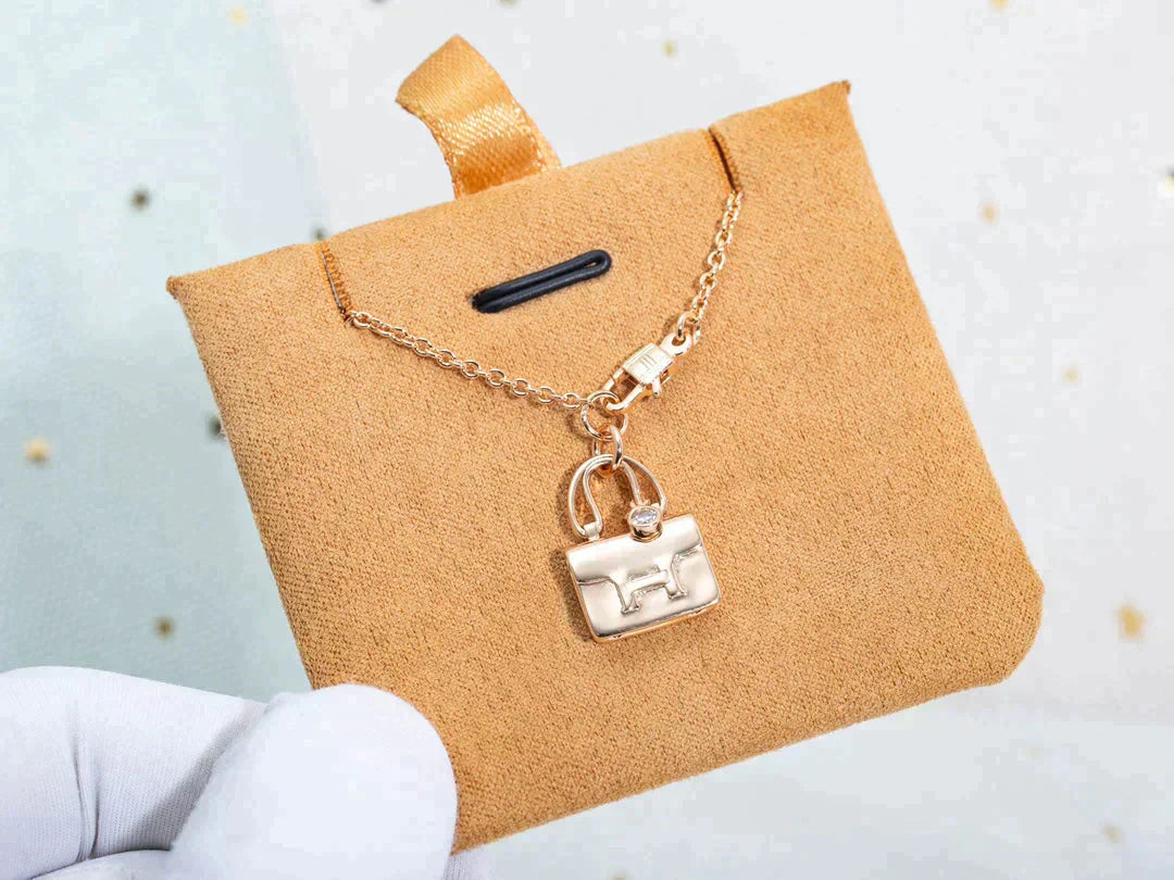 [Glow Jewelry]AMULETTE PEDANT ROSE GOLD NECKLACE