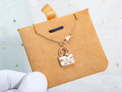 ¡®Glow Jewelry¡¯AMULETTE PEDANT ROSE GOLD NECKLACE