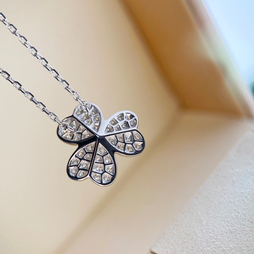 [Glow Jewelry]CLOVER DIAMOND NECKLACE SILVER