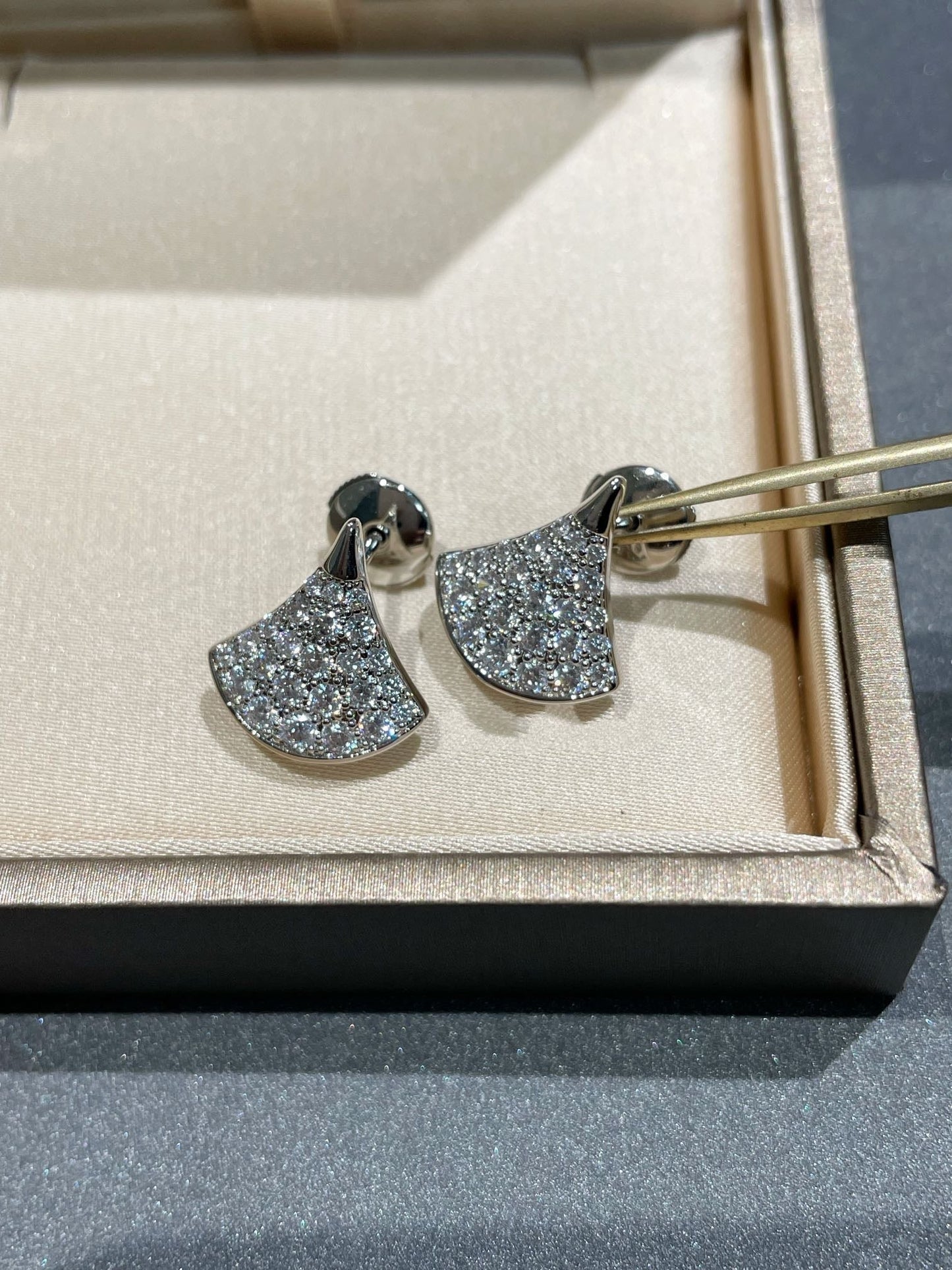 [Glow Jewelry]DREAM STUD EARRINGS DIAMOND