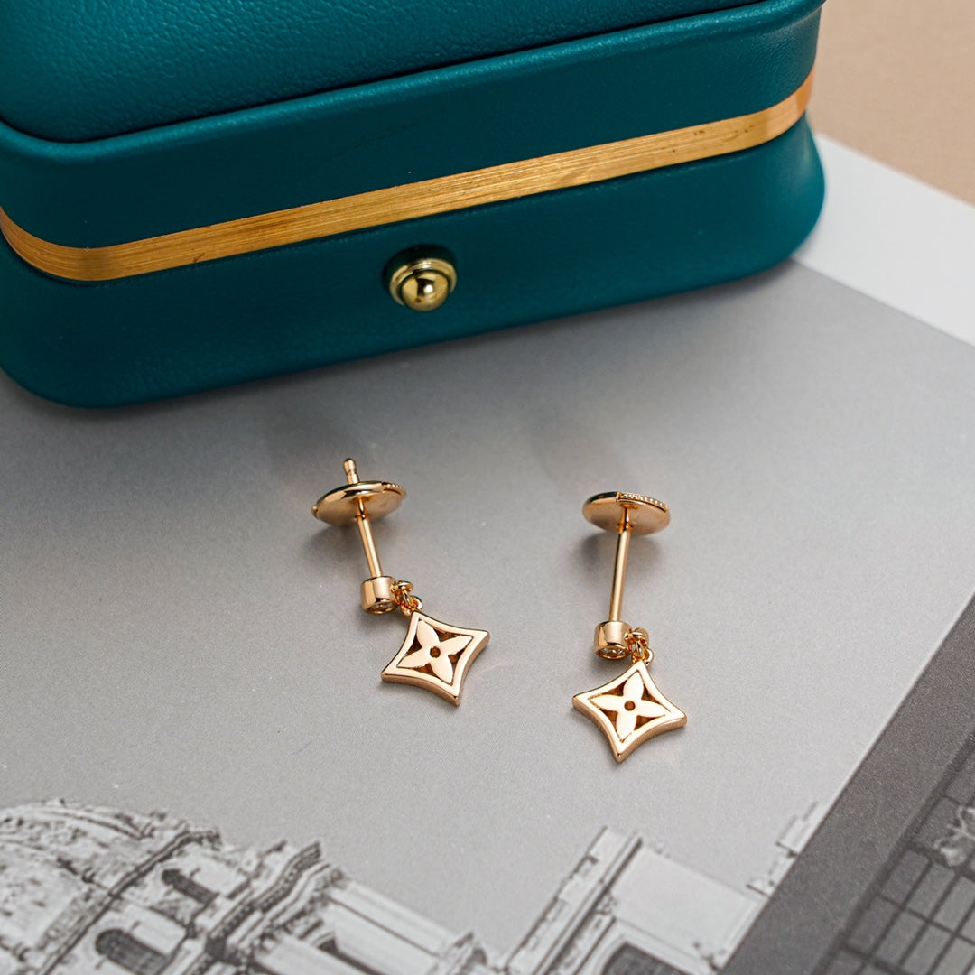 ¡®Glow Jewelry¡¯STAR EARRINGS GOLD
