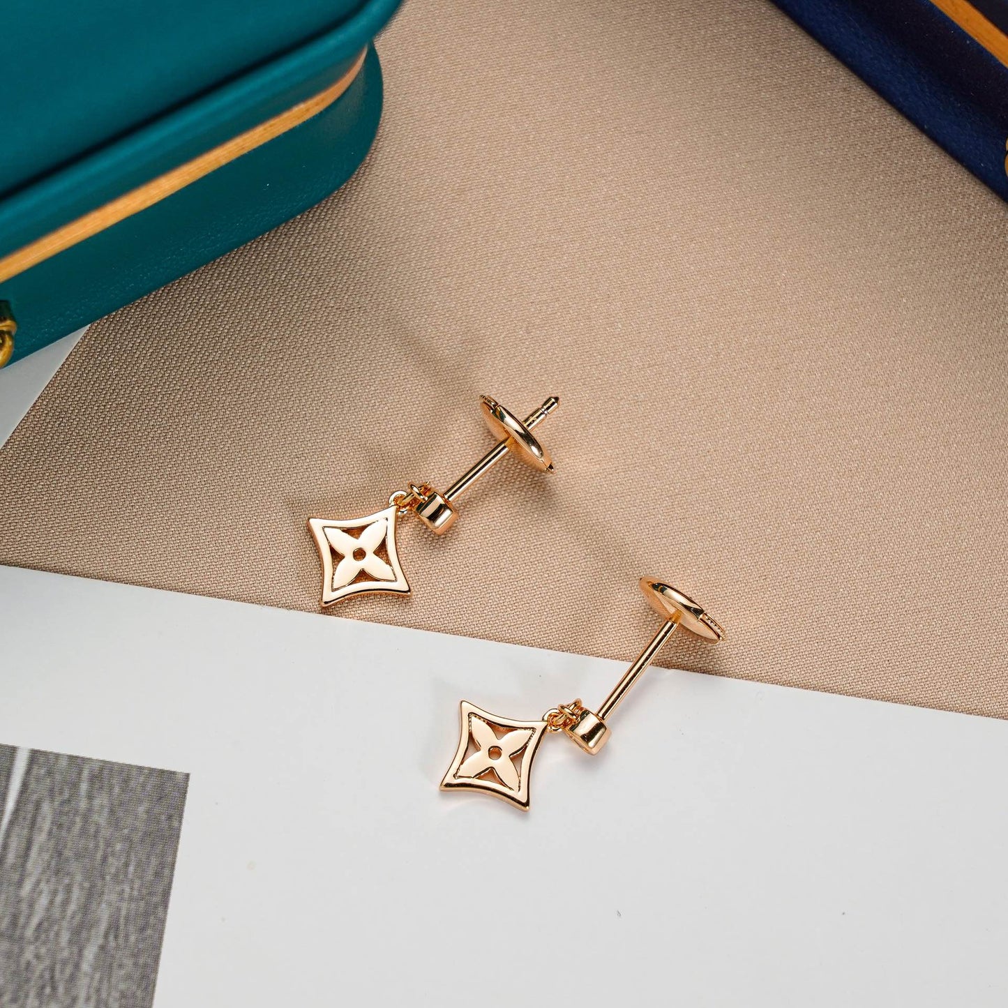 [Glow Jewelry]STAR EARRINGS GOLD