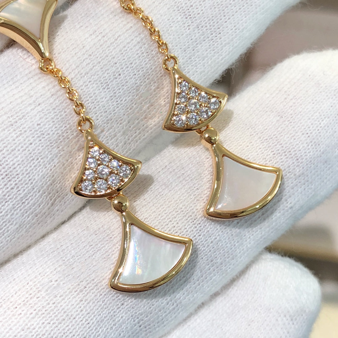 [Glow Jewelry]DREAM EARRINGS 3 MOTIFS DIAMOND MOP PINK GOLD