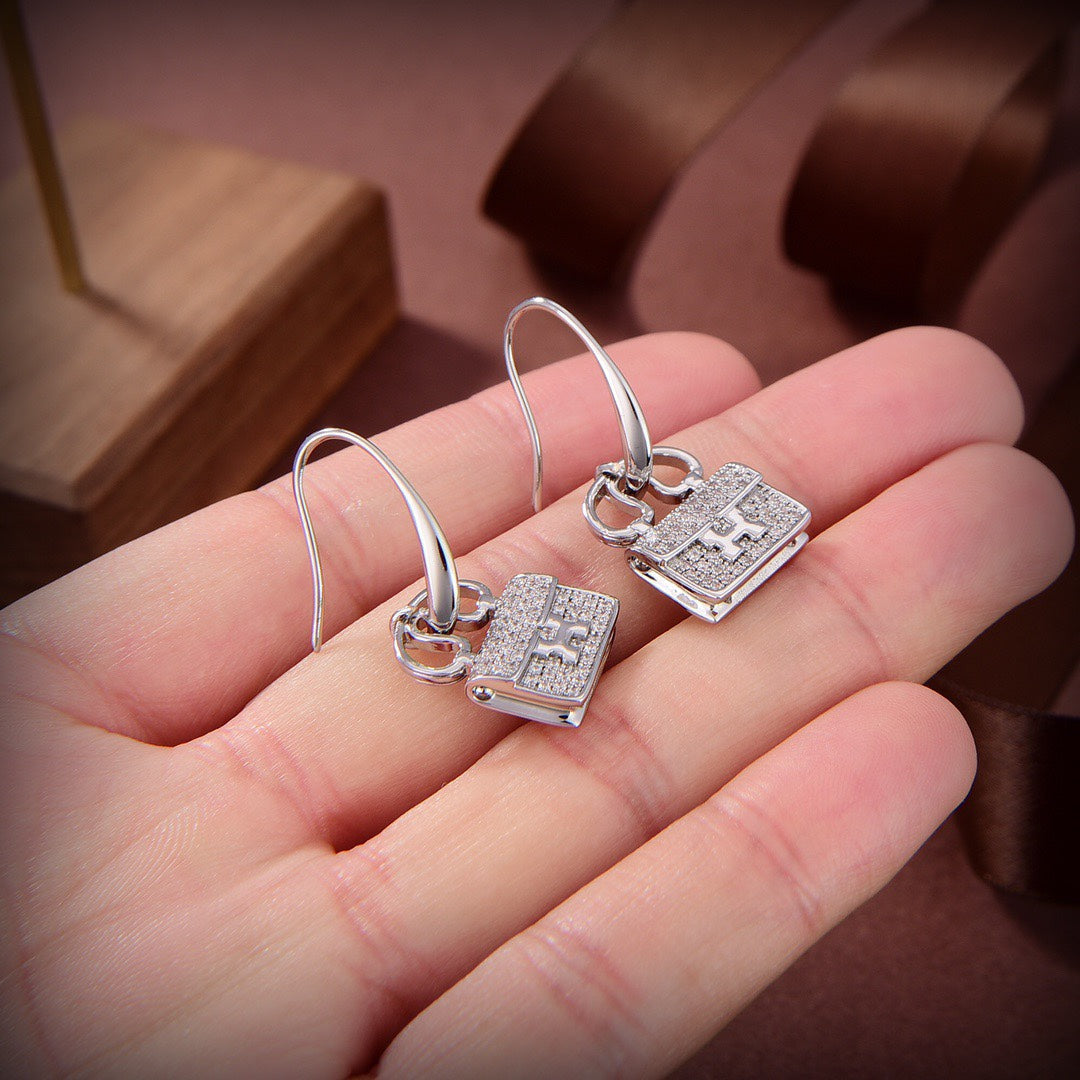 [Glow Jewelry]KELLY DIAMOND EARRINGS