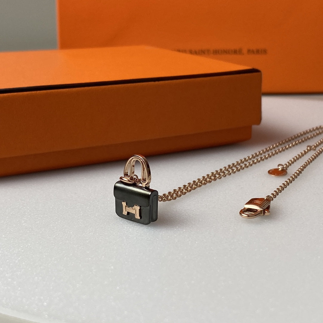 [Glow Jewelry]CONSTANCE BLACK PEDANT PINK GOLD NECKLACE
