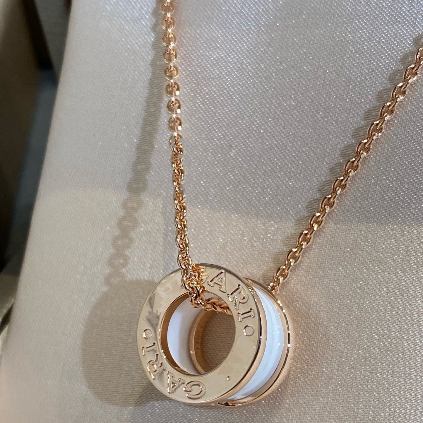 [Glow Jewelry]ZERO 1 WHITE CERAMIC PINK GOLD NECKLACE
