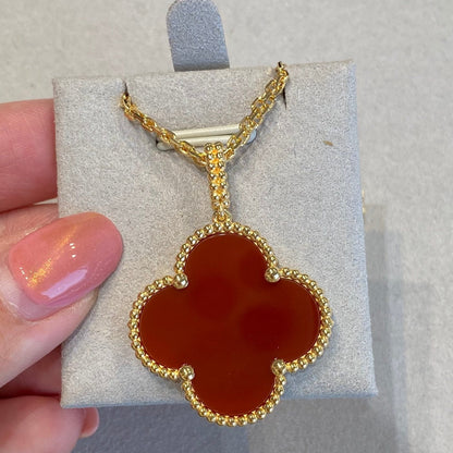 [Glow Jewelry]CLOVER 25MM NECKLACE GOLD CARNELIAN
