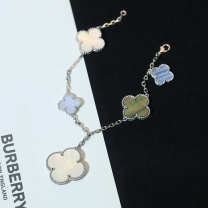 ¡®Glow Jewelry¡¯CLOVER BRACELET 5 MOTIFS MOP CHALCEDONY SILVER