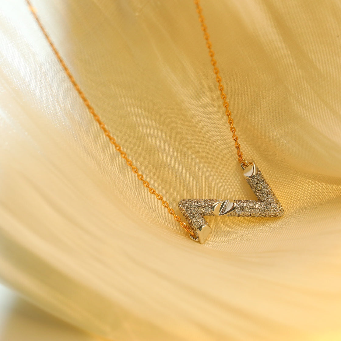[Glow Jewelry]VOLT SILVER DIAMOND PEDANT NECKLACE