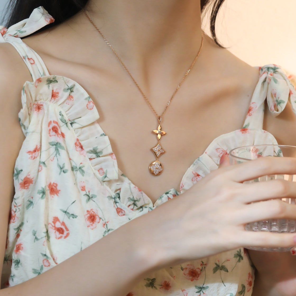 [Glow Jewelry]STAR AND SUN DIAMOND PINK GOLD NECKLACE