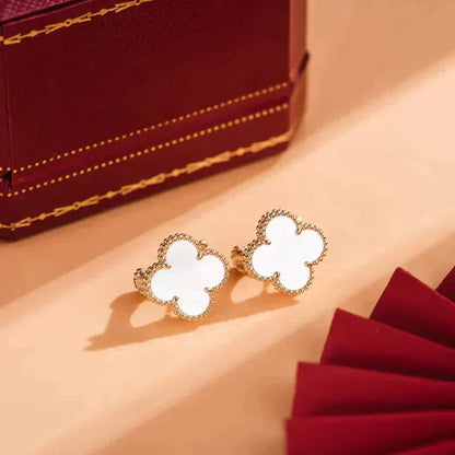 [Glow Jewelry]CLOVER MEDIUM 1 MOTIFS  WHITE MOP STUD EARRINGS