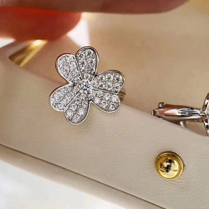 [Glow Jewelry]CLOVER COMOS DIAMOND EARRINGS SILVER