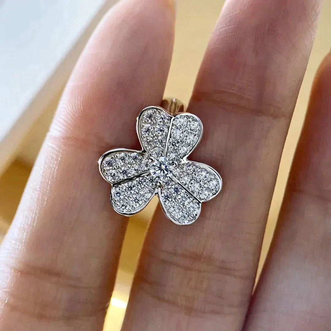 [Glow Jewelry]CLOVER COMOS DIAMOND EARRINGS SILVER