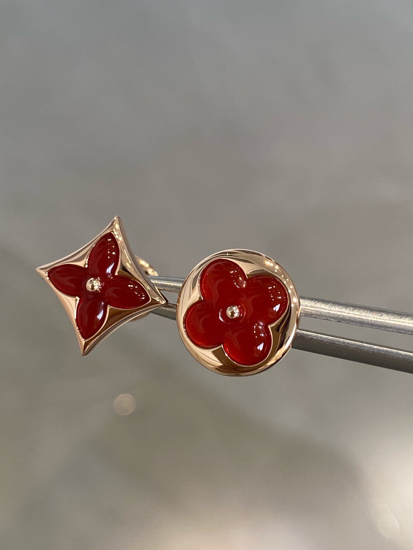 ¡®Glow Jewelry¡¯STAR AND SUN PINK GOLD CARNELIAN STUD EARRINGS