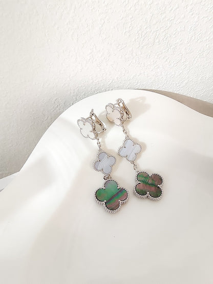 [Glow Jewelry]CLOVER 3 MOTIFS CHALCEDONY DARK MOP SILVER EARRINGS