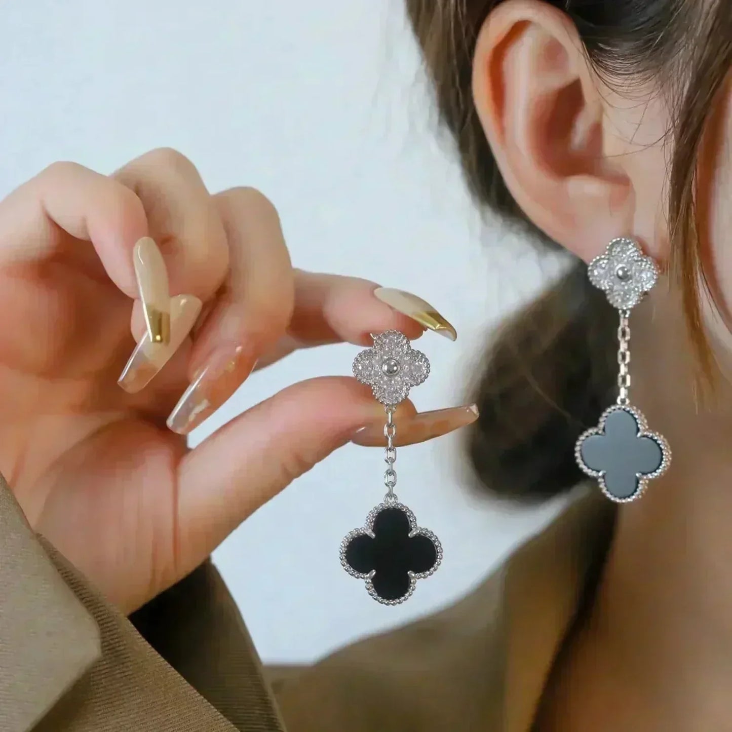 [Glow Jewelry]CLOVER 2 MOTIFS  DIAMOND ONYX EARRINGS SILVER