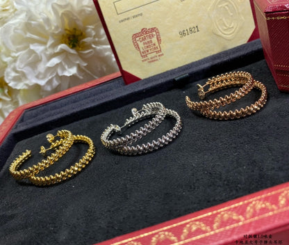 ¡®Glow Jewelry¡¯CLASH LARGE HOOP EARRINGS