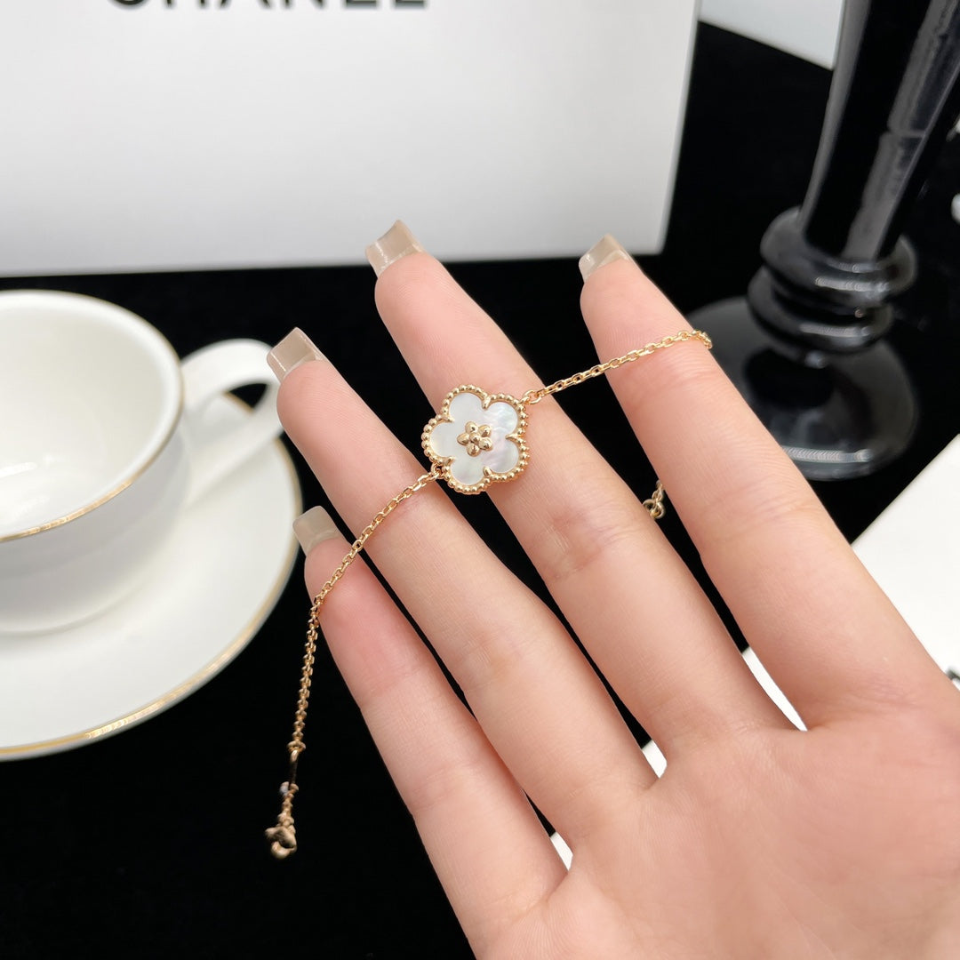 [Glow Jewelry]LUCKY SPRING ROSE GOLD MOP BRACELET