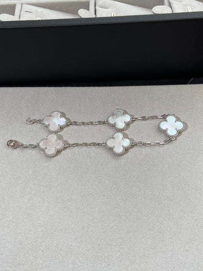 [Glow Jewelry]New CLOVER WHITE PEARL MOP 5 MOTIF BRACELET COLLECTION