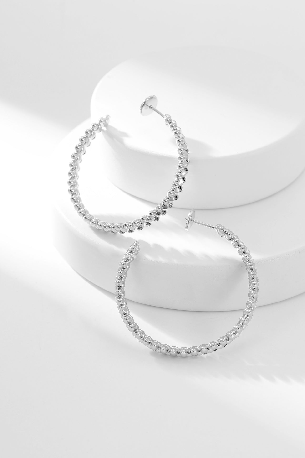 ¡®Glow Jewelry¡¯CLASH HOOP EARRINGS