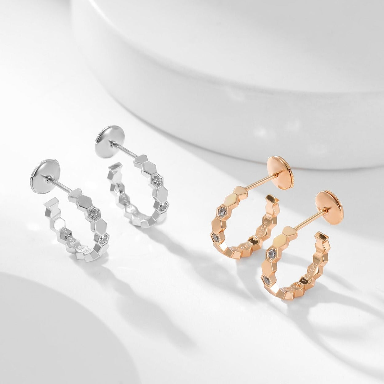 [Glow Jewelry]BEE LOVE DIAMOND HOOP EARRINGS