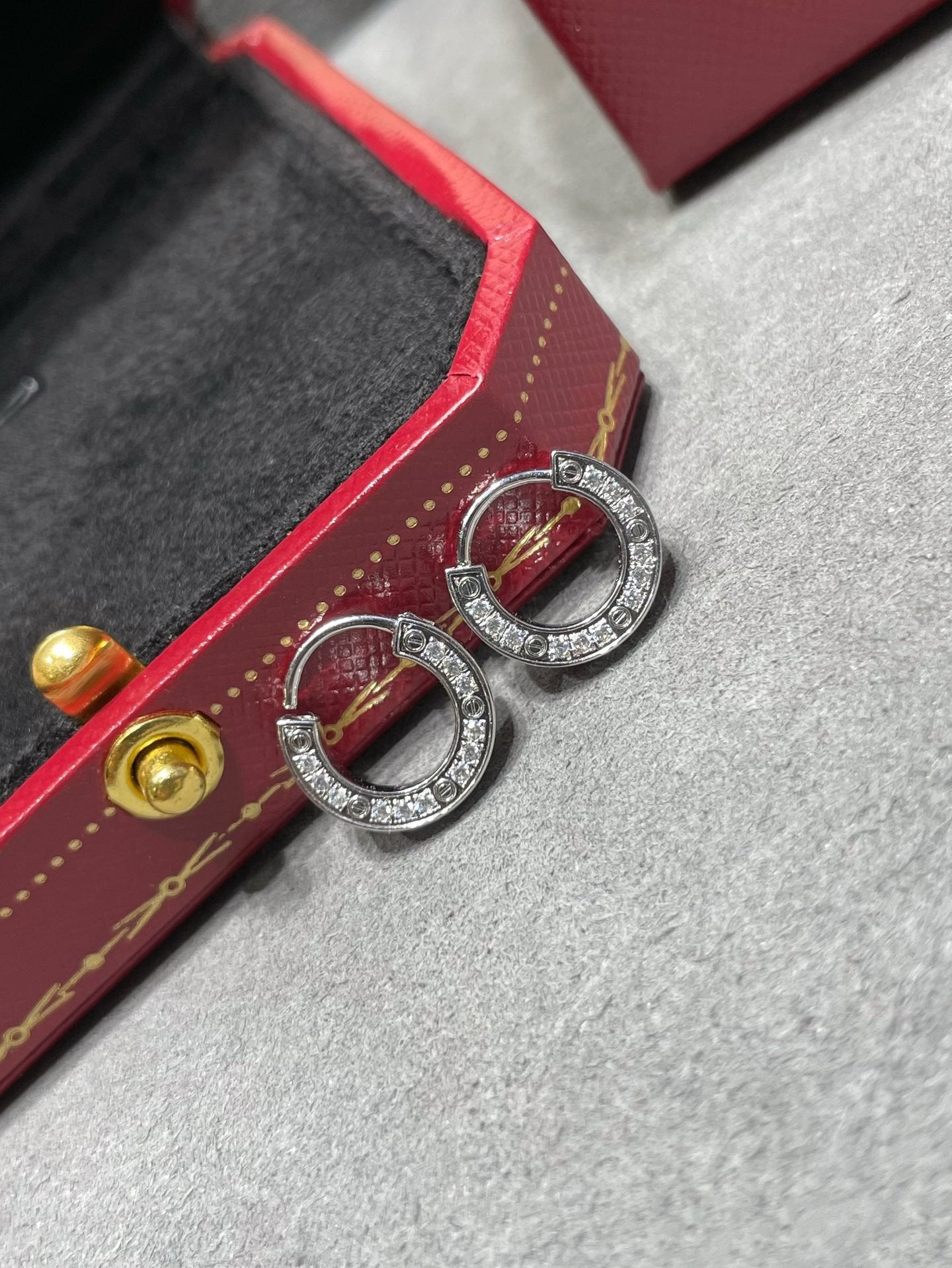 ¡®Glow Jewelry¡¯LOVE DIAMOND EARRINGS