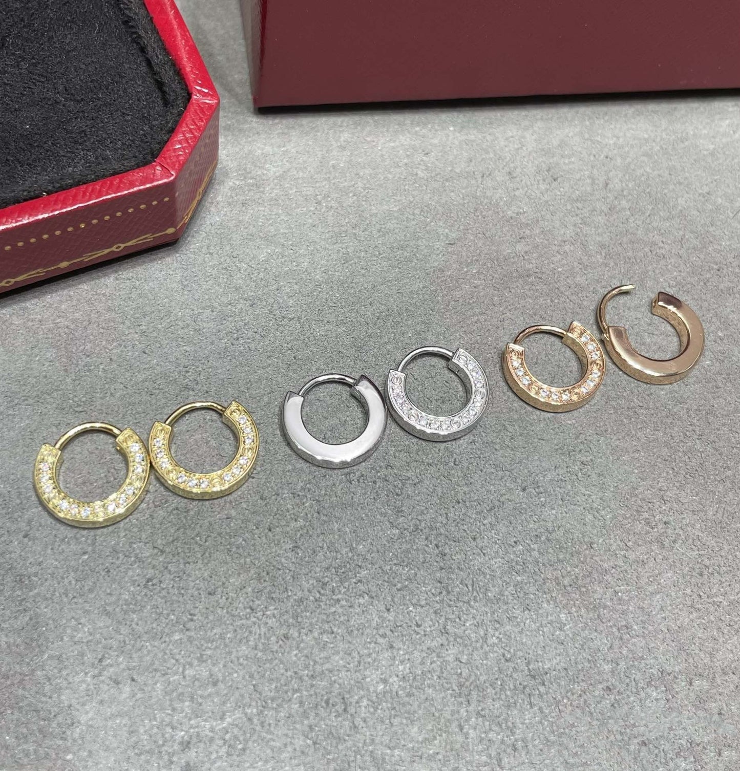 [Glow Jewelry]LOVE DIAMOND EARRINGS