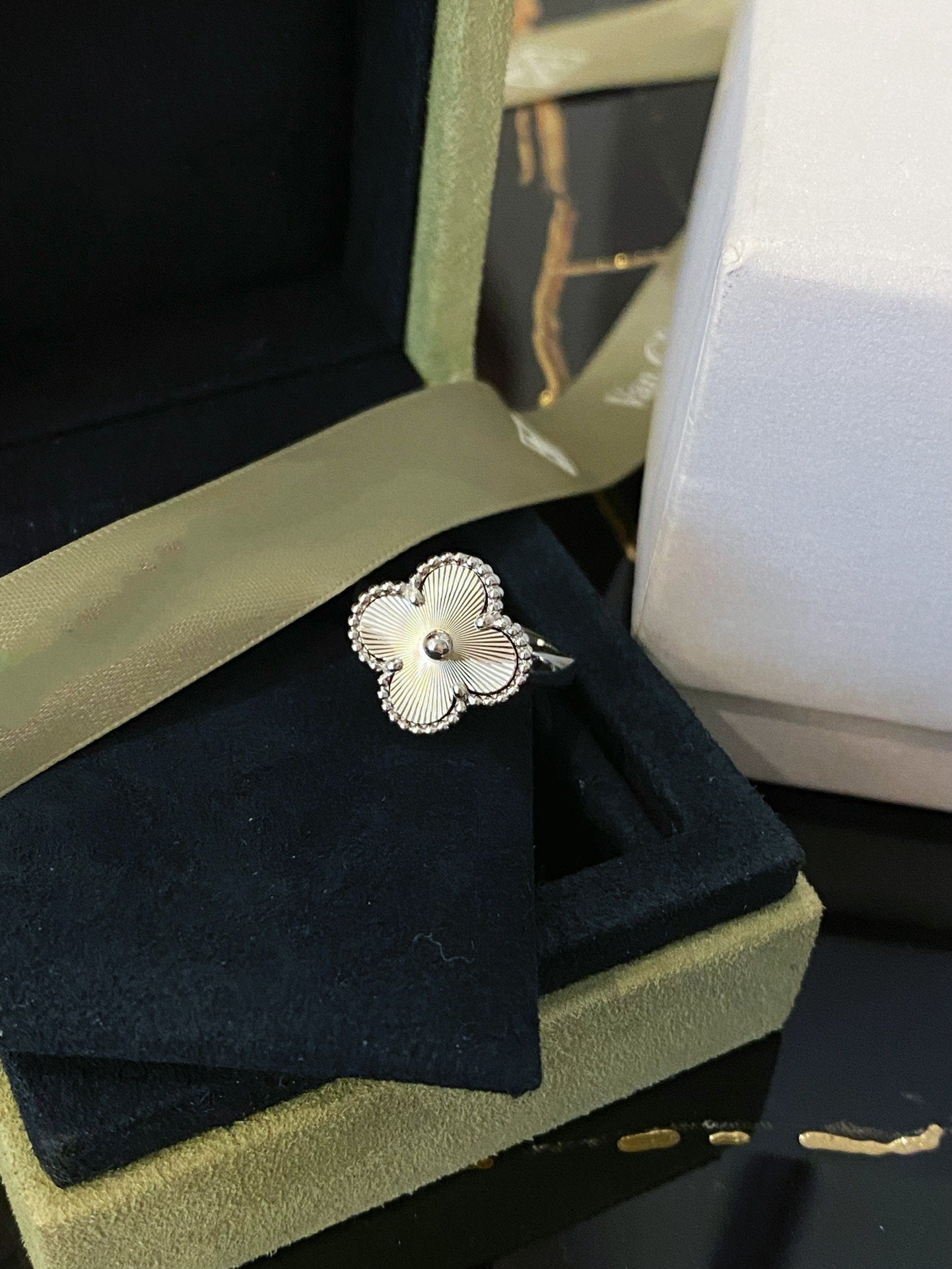 [Glow Jewelry]CLOVER SILVER RING