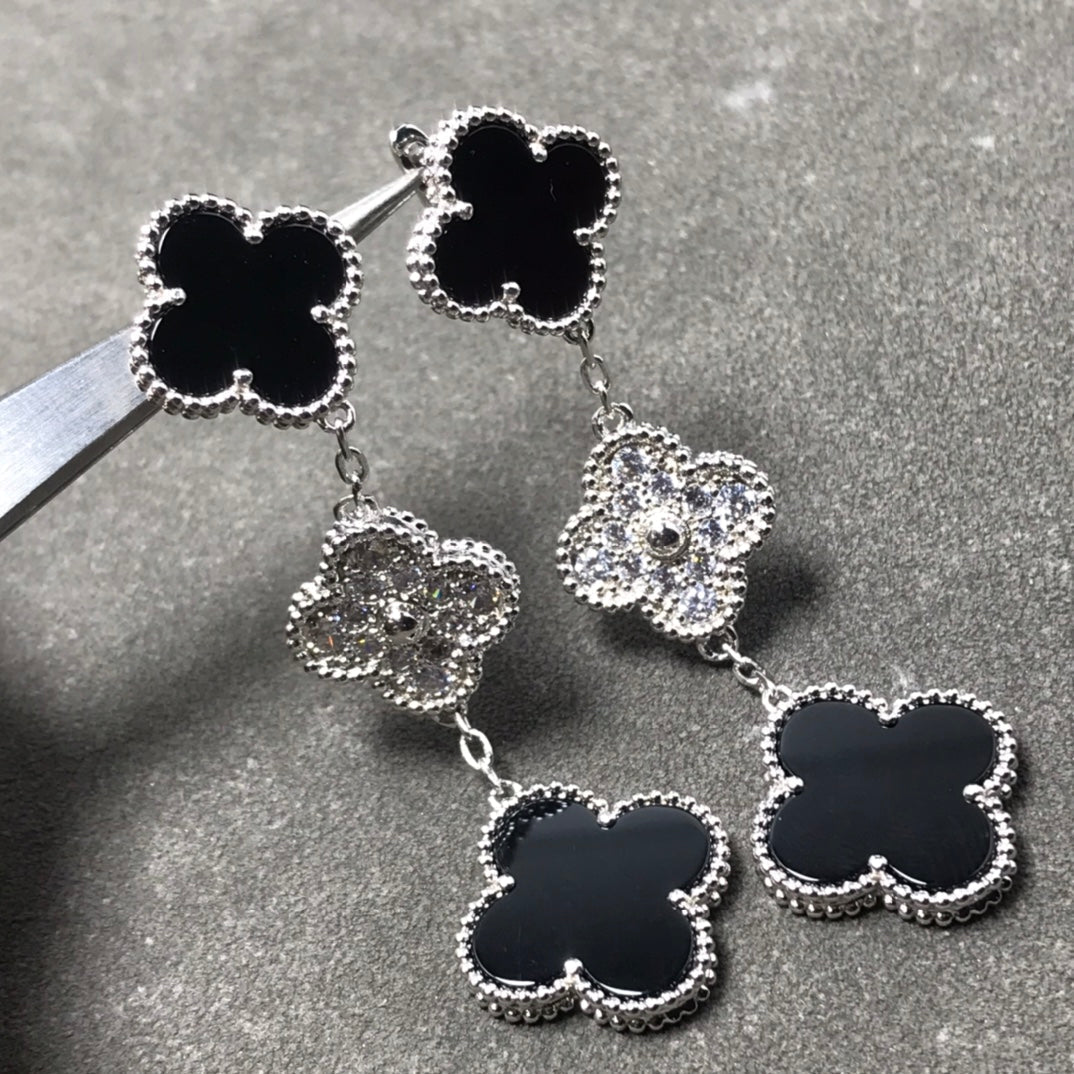 [Glow Jewelry]CLOVER 3 MOTIF DIAMOND ONYX SILVER EARRINGS