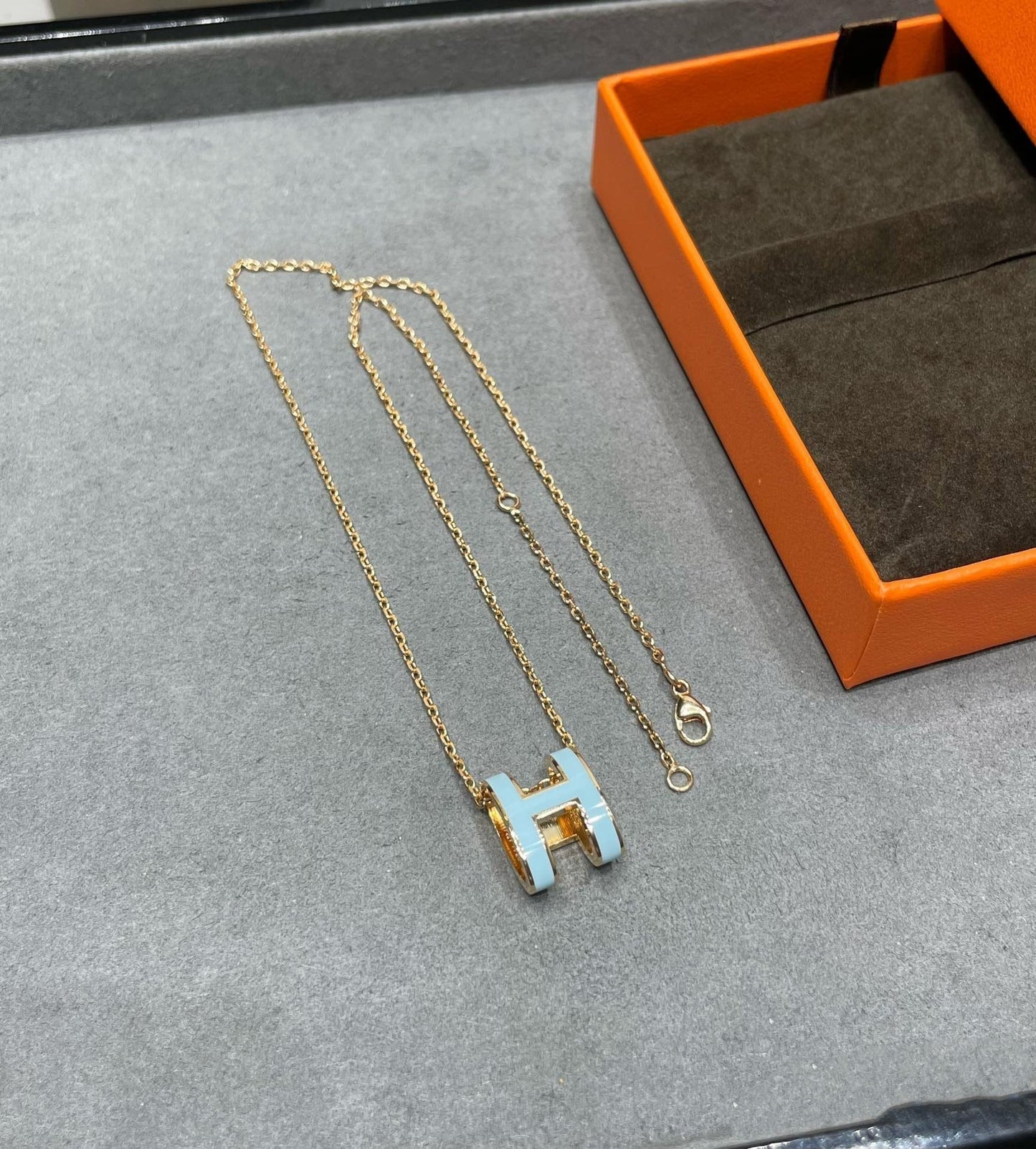 [Glow Jewelry]POP H SKY BLUE NECKLACE