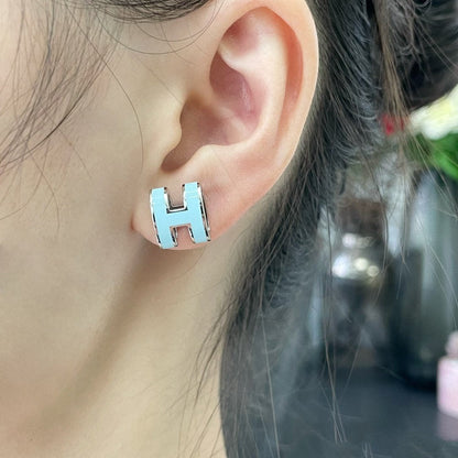 ¡®Glow Jewelry¡¯POP H SKY BLUE STUD EARRINGS