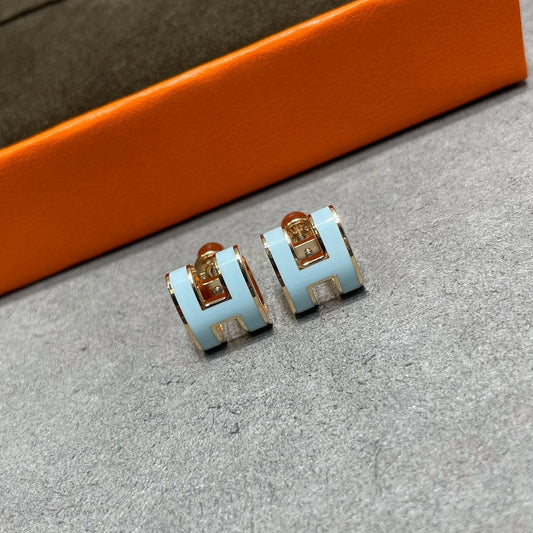 [Glow Jewelry]POP H SKY BLUE STUD EARRINGS