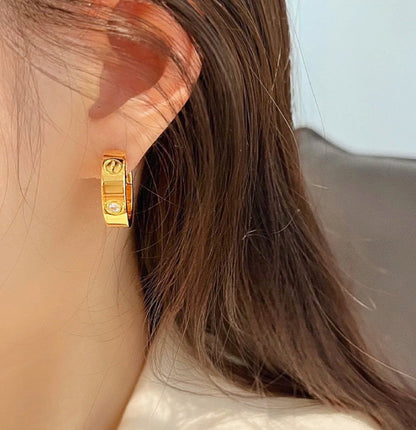 ¡®Glow Jewelry¡¯LOVE 5.5MM 1 DIAMOND EARRINGS