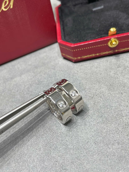 ¡®Glow Jewelry¡¯LOVE 5.5MM 1 DIAMOND EARRINGS