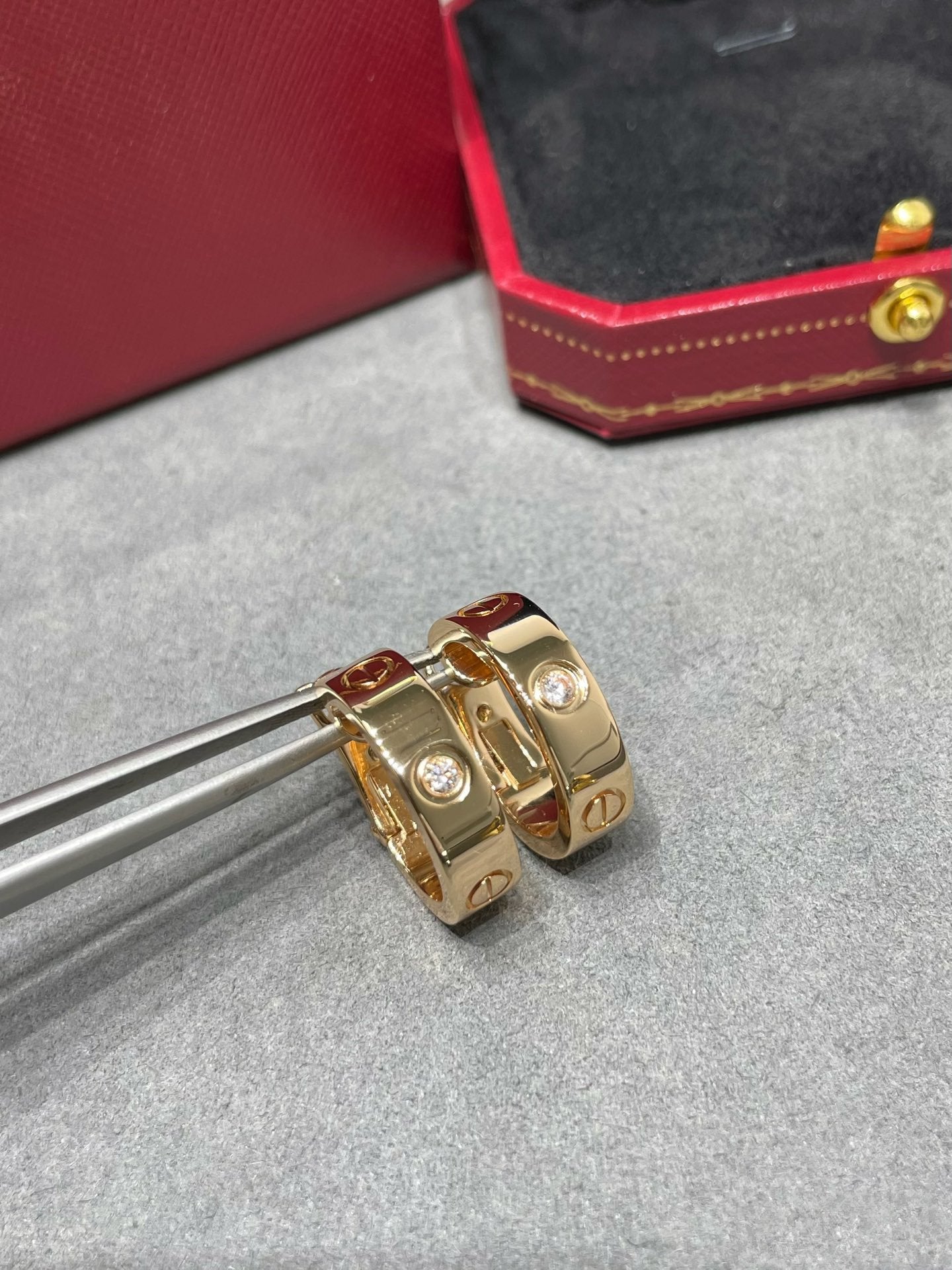 [Glow Jewelry]LOVE 5.5MM 1 DIAMOND EARRINGS