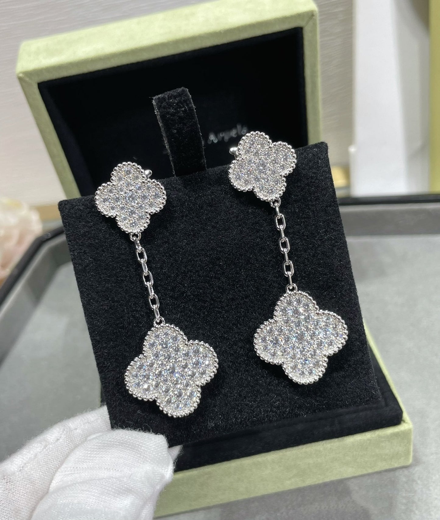 [Glow Jewelry]CLOVER 2 MOTIFS DIAMOND PAVED SILVER EARRINGS