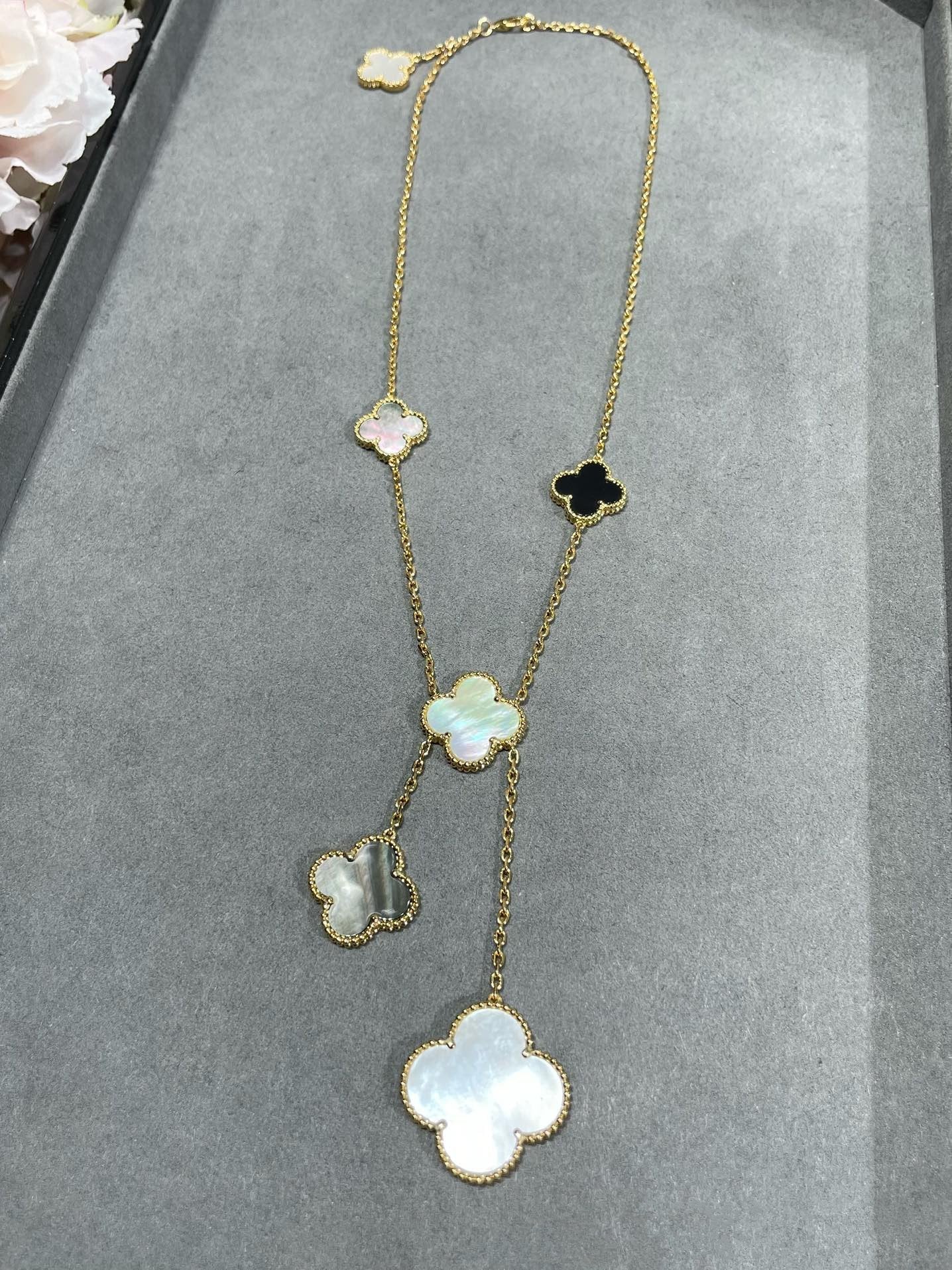 [Glow Jewelry]CLOVER 6 MOTIF MOP ONYX GOLD NECKLACE